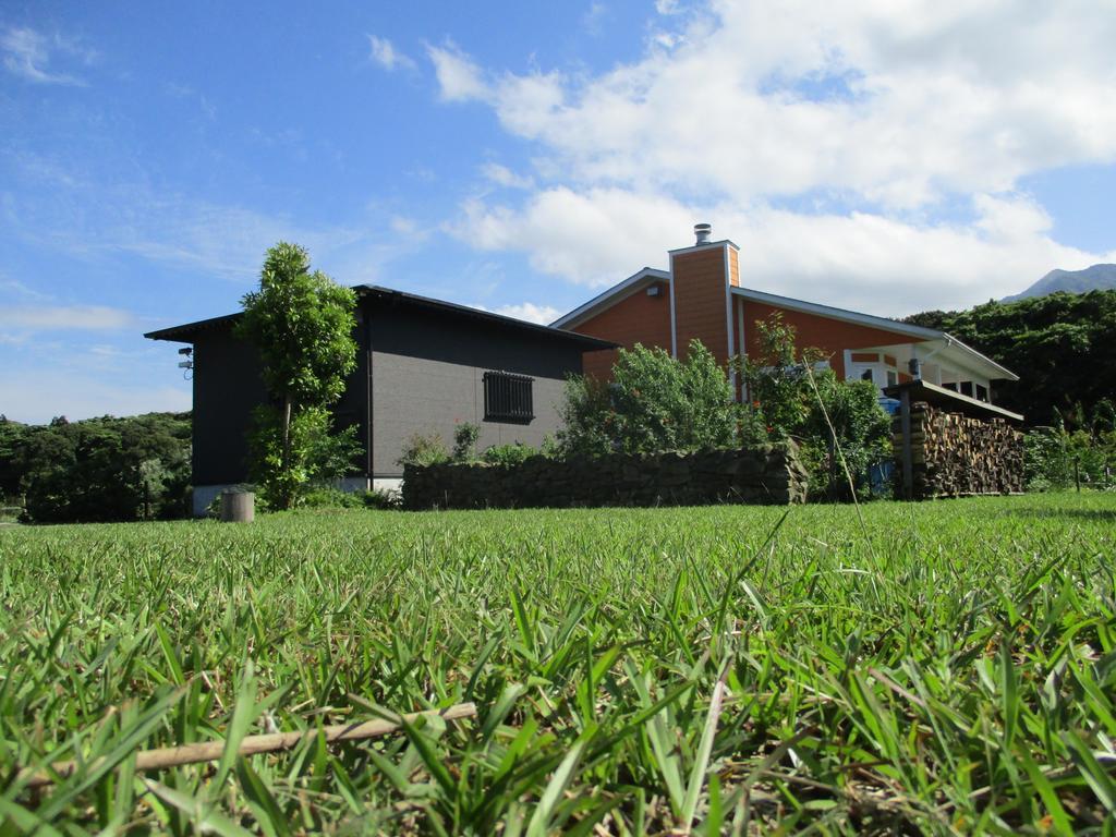 Cottage Orange House Yakushima Yakushima  Bagian luar foto